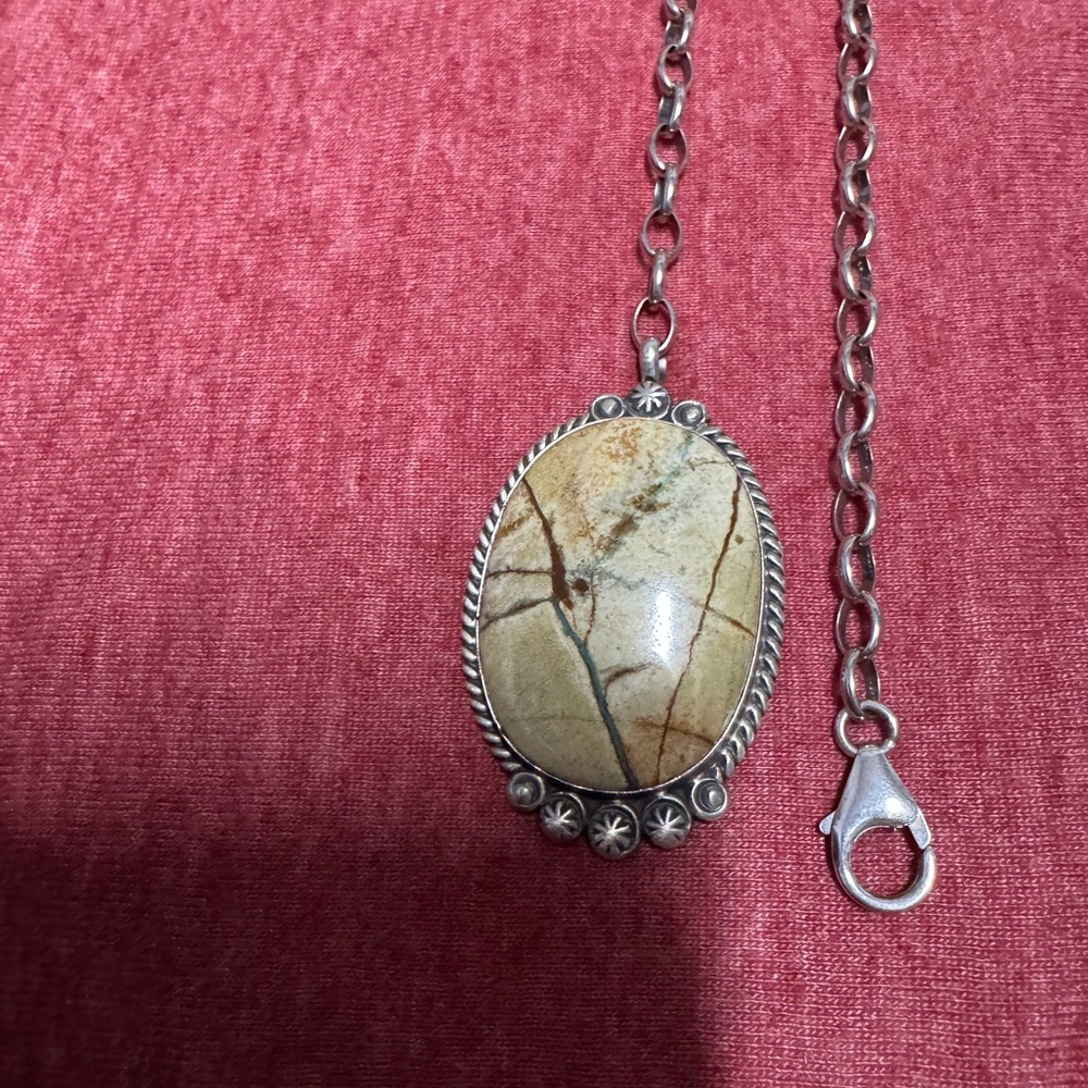 NAVAJO BOULDER TURQUOISE NECKLACE